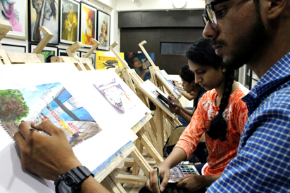 Live outdoor Sketching classes for FA Entrance