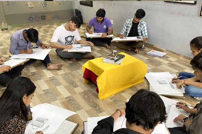 Live outdoor Sketching classes for FA Entrance