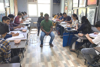 Live outdoor Sketching classes for FA Entrance